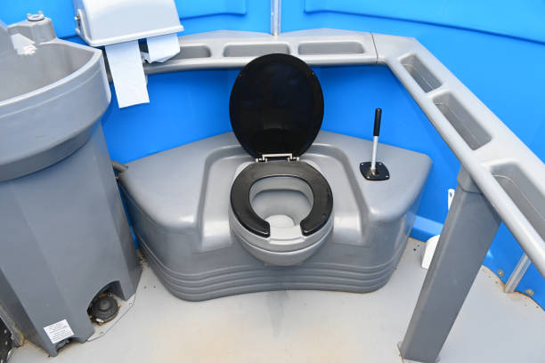 Best Sanitation services for porta potties  in Winnetka, IL